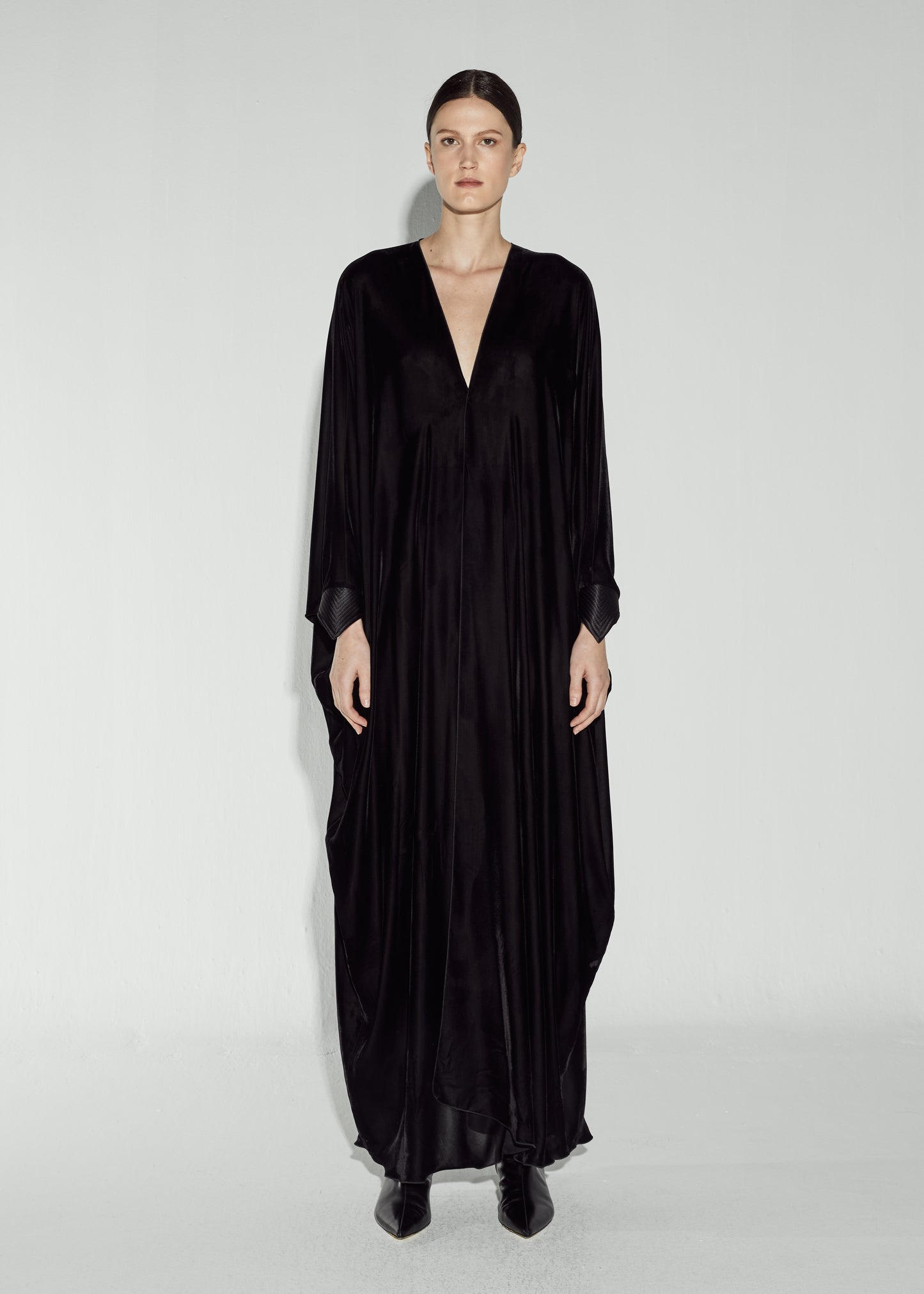 THE HARLIENZ SPONGE ABAYA