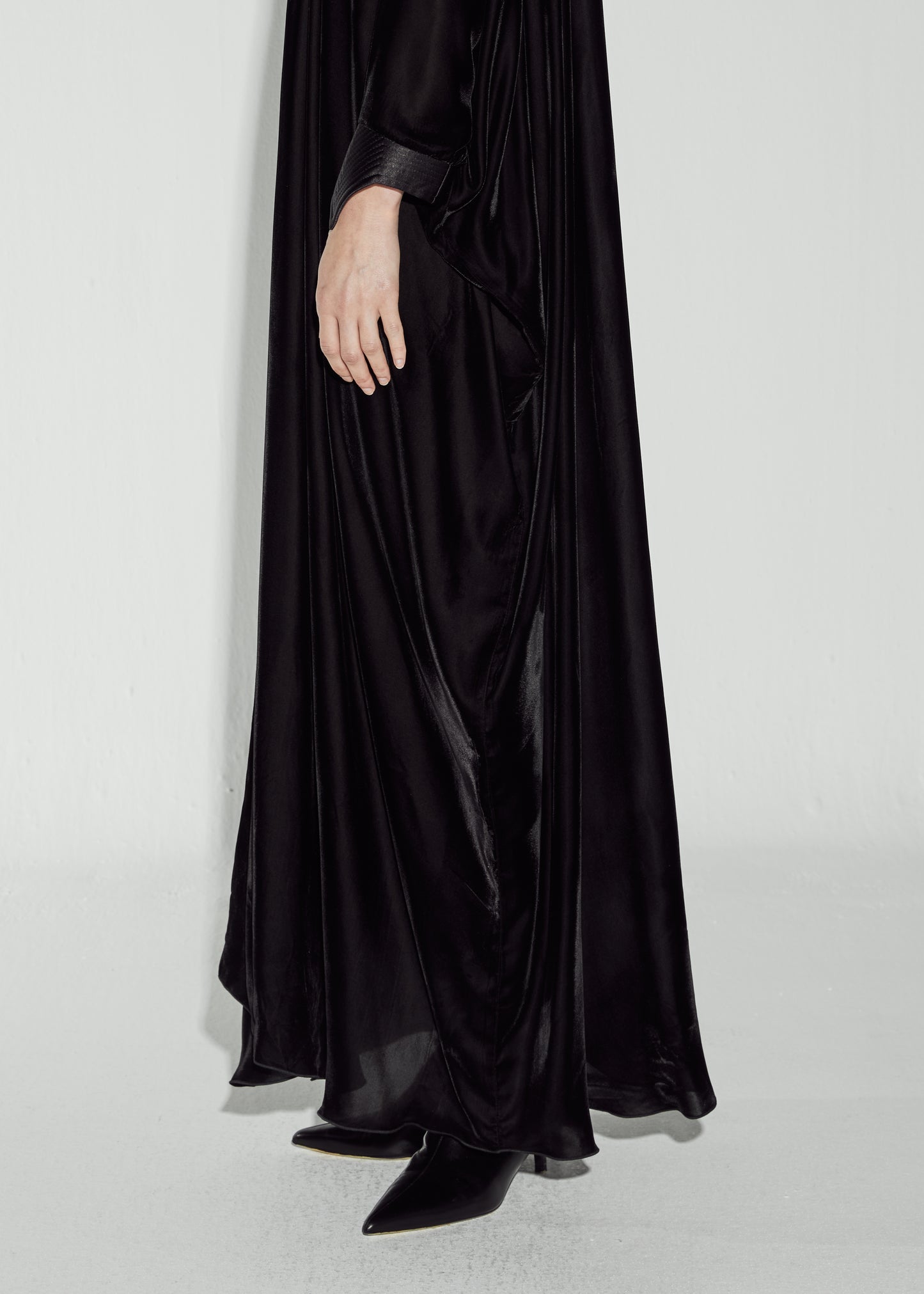 THE HARLIENZ SPONGE ABAYA