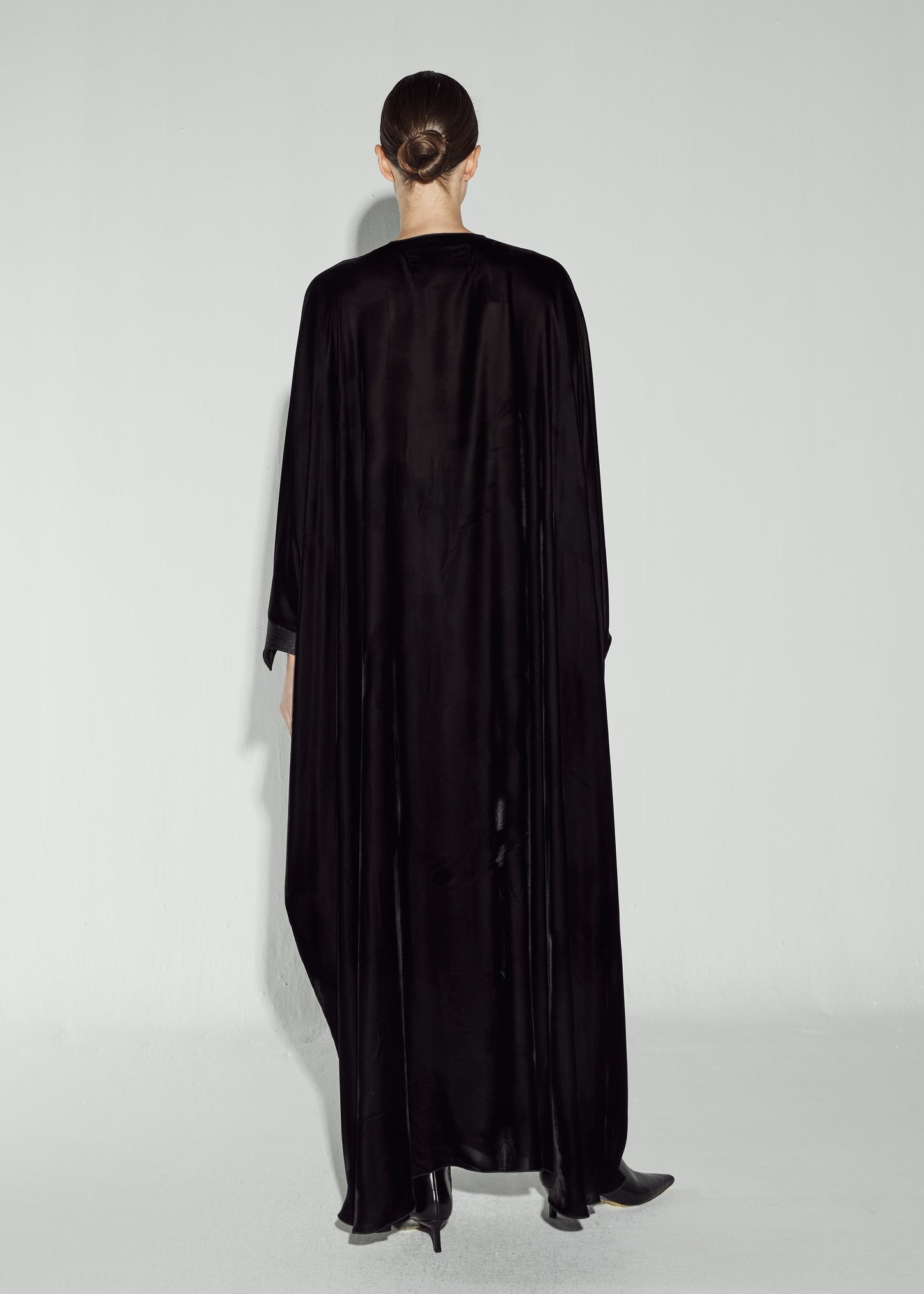 THE HARLIENZ SPONGE ABAYA