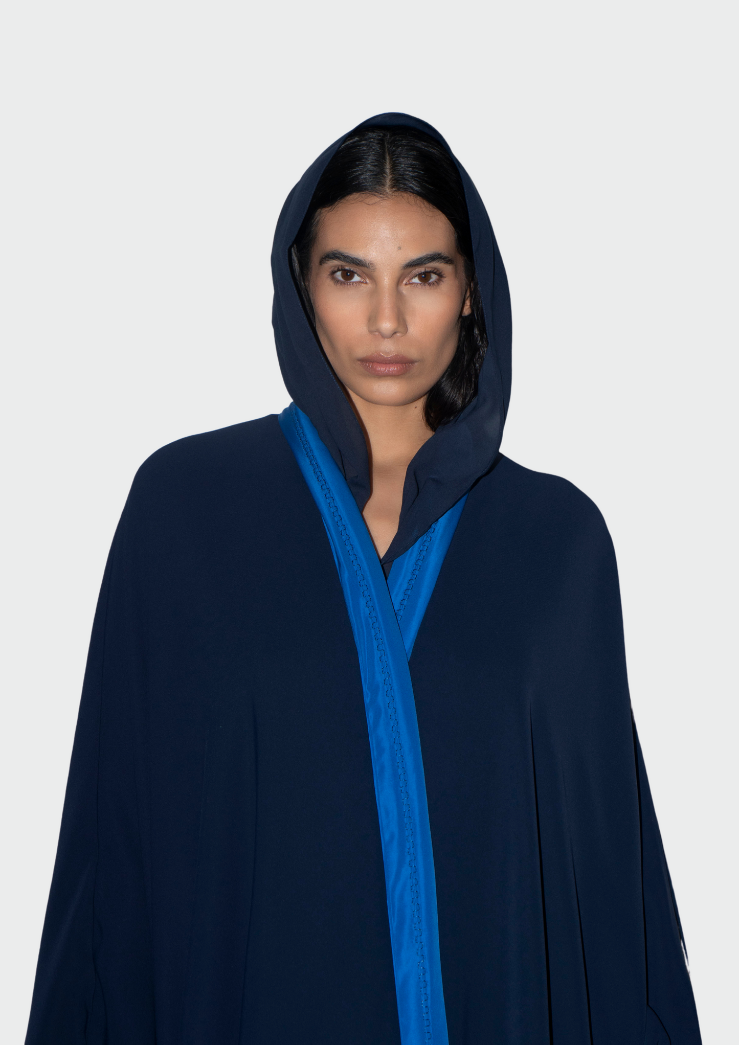 SS'22 EDIT SIGNATURE ABAYA