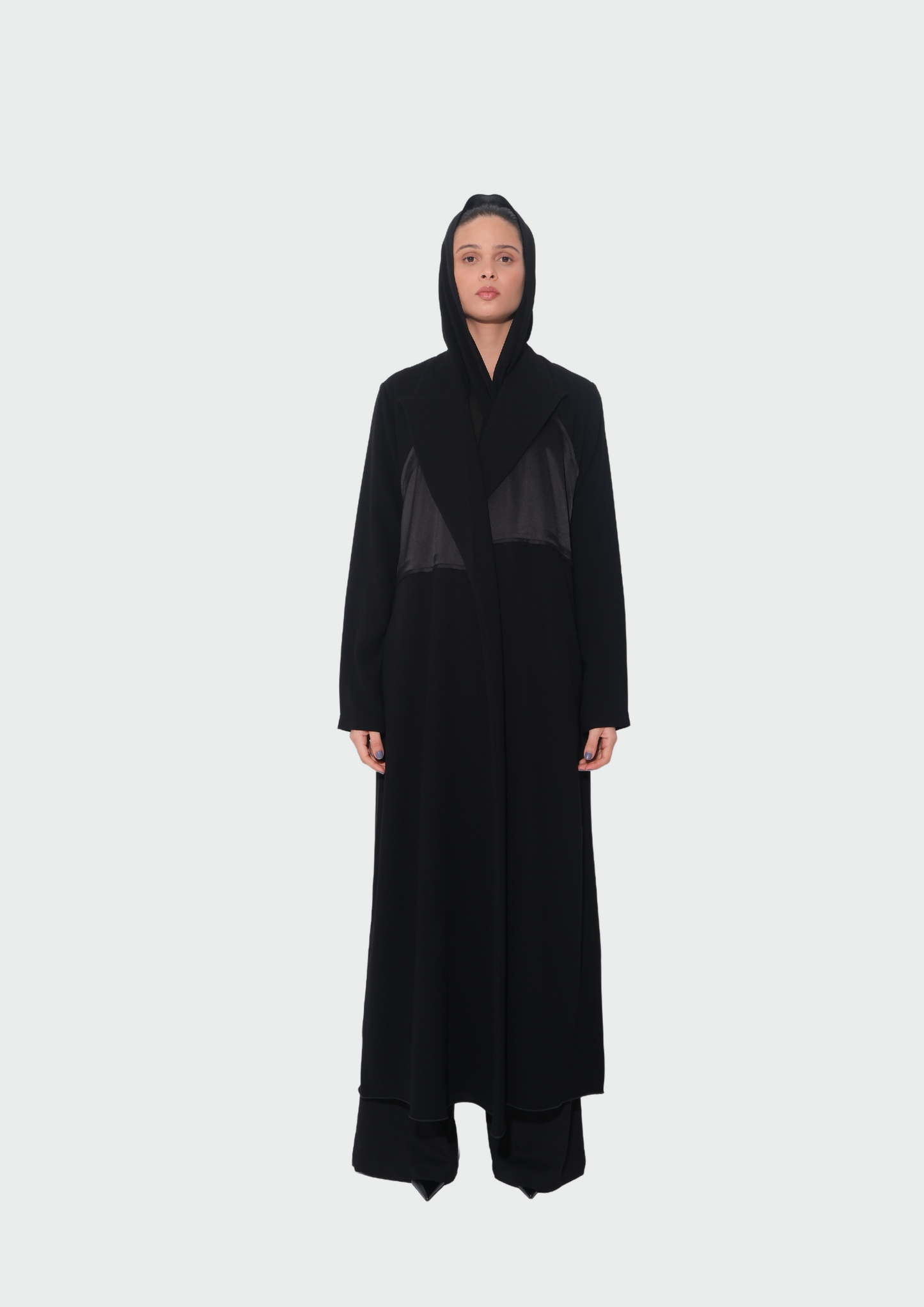 STRATEGIST ABAYA