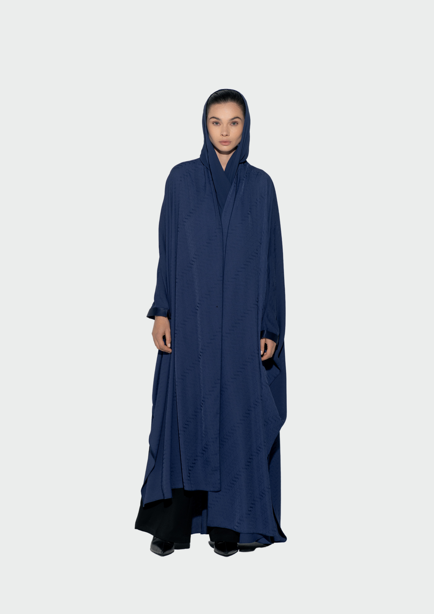 TILDE IN JACQUARD