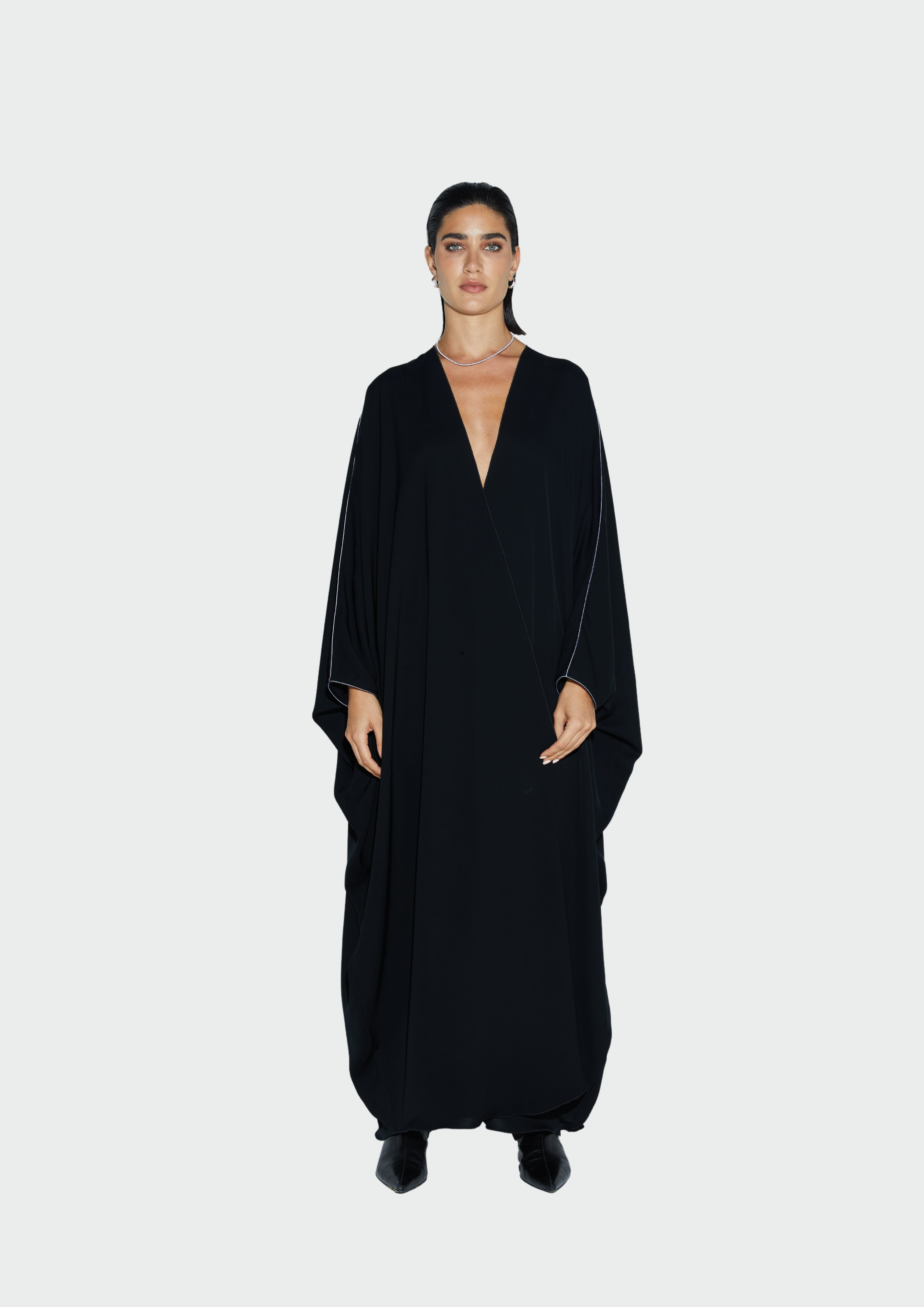 THE GRACEFUL ABAYA