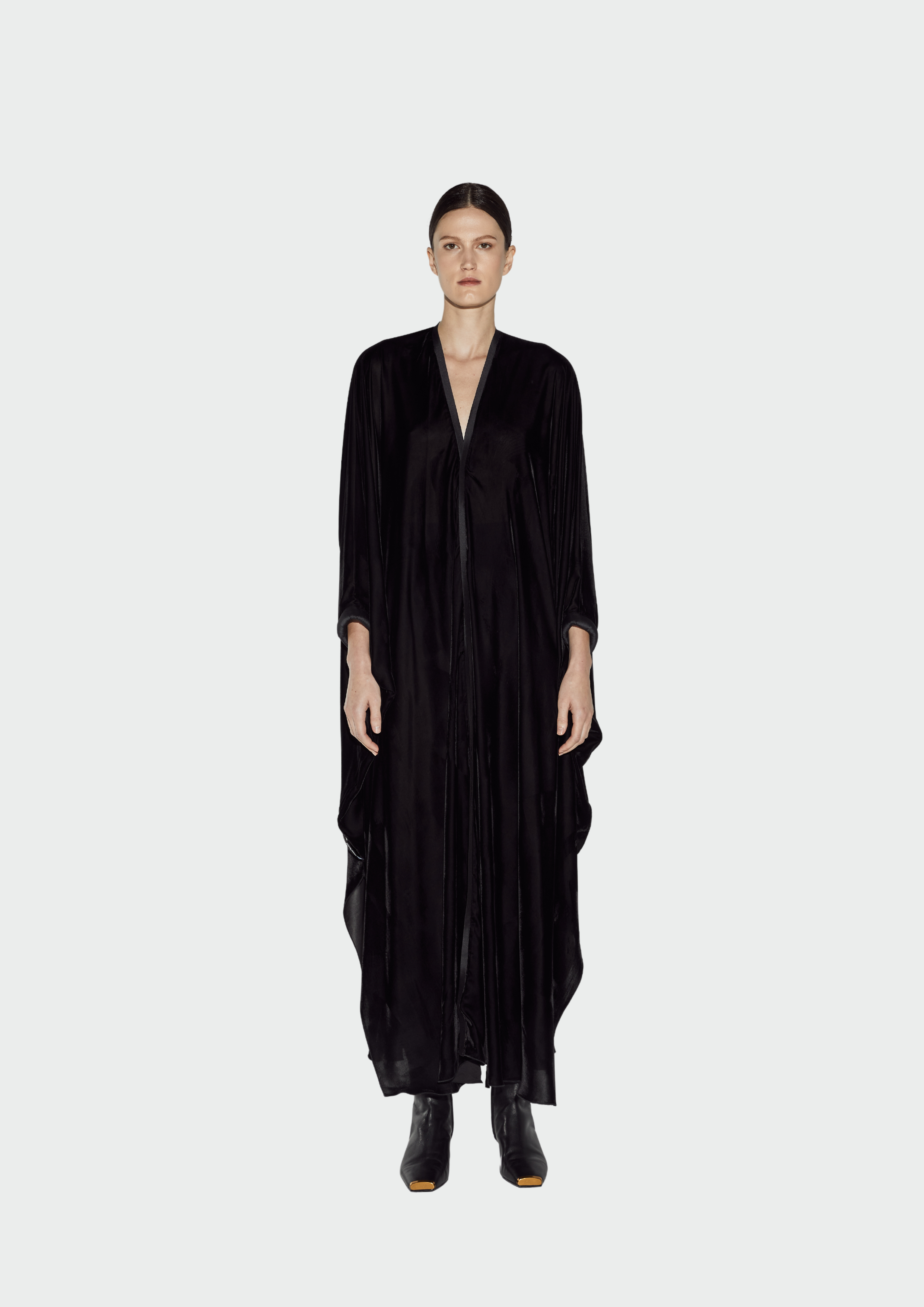 HARLIENZ TUBE ABAYA