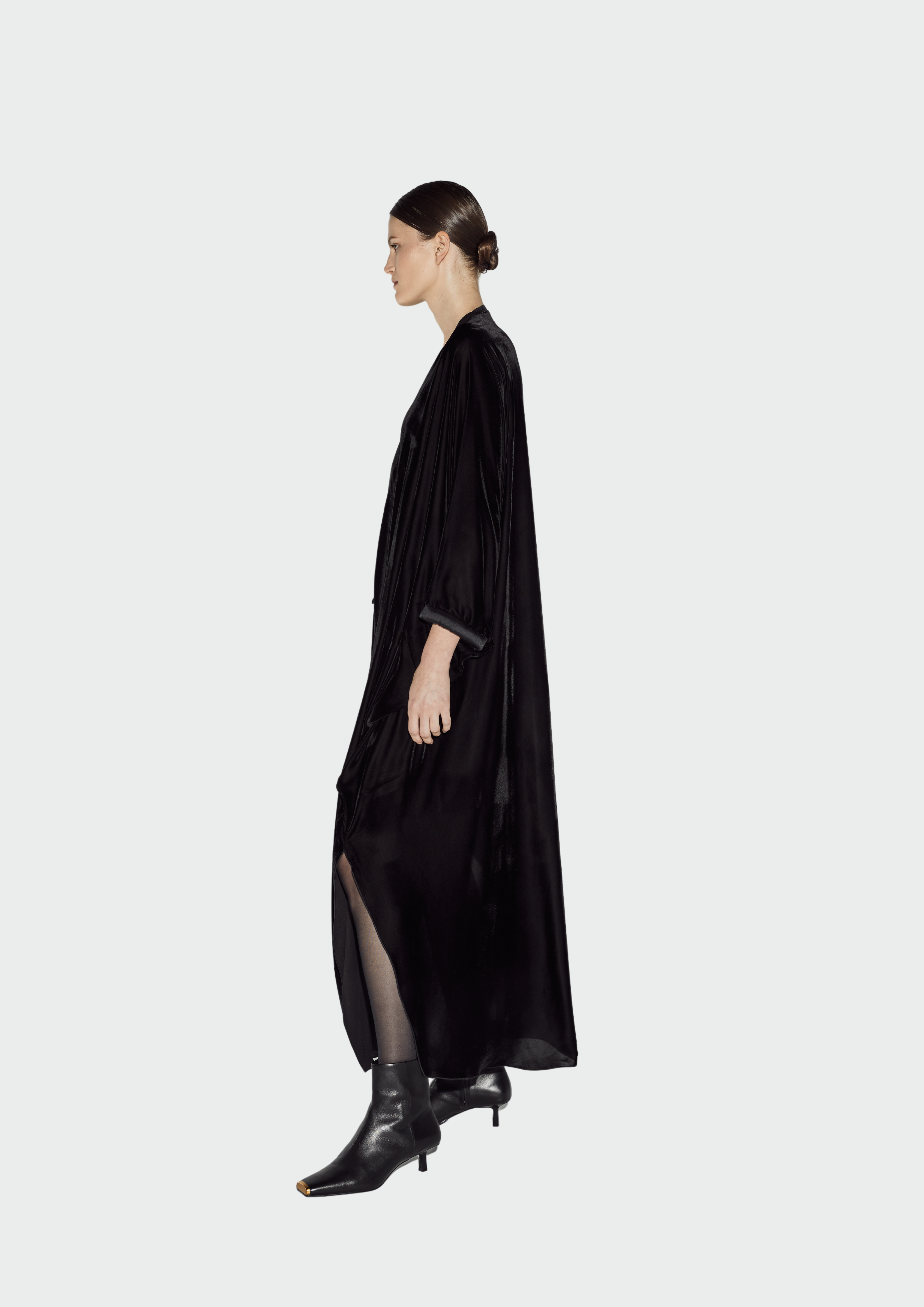 HARLIENZ TUBE ABAYA