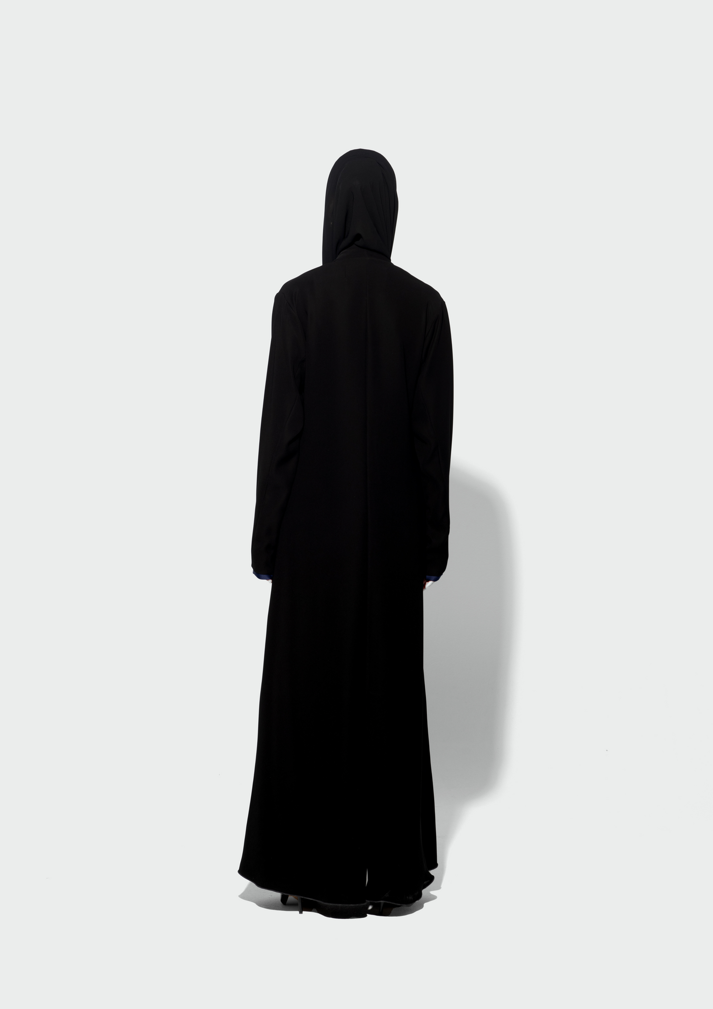 عباية بعد ساعات العمل