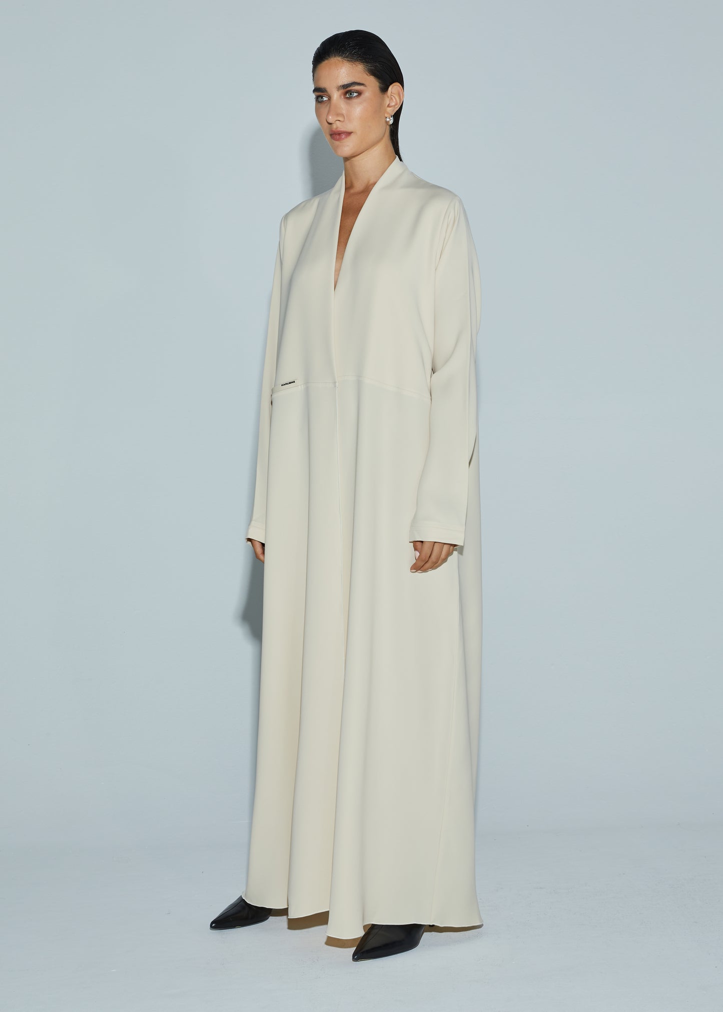 THE SIDE RUBBER LOGO ABAYA