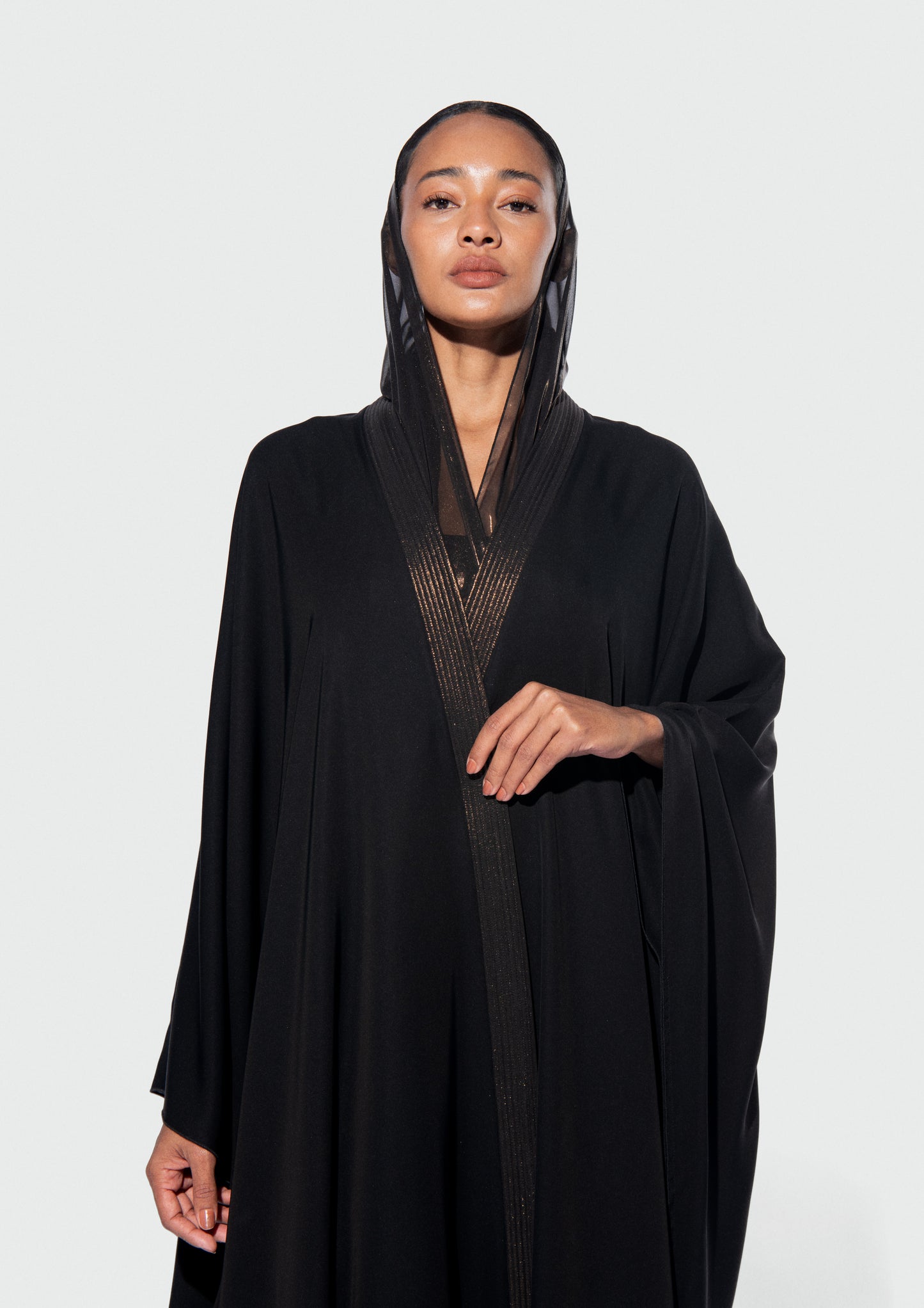 HARLIENZ SHIMMER BAND ABAYA