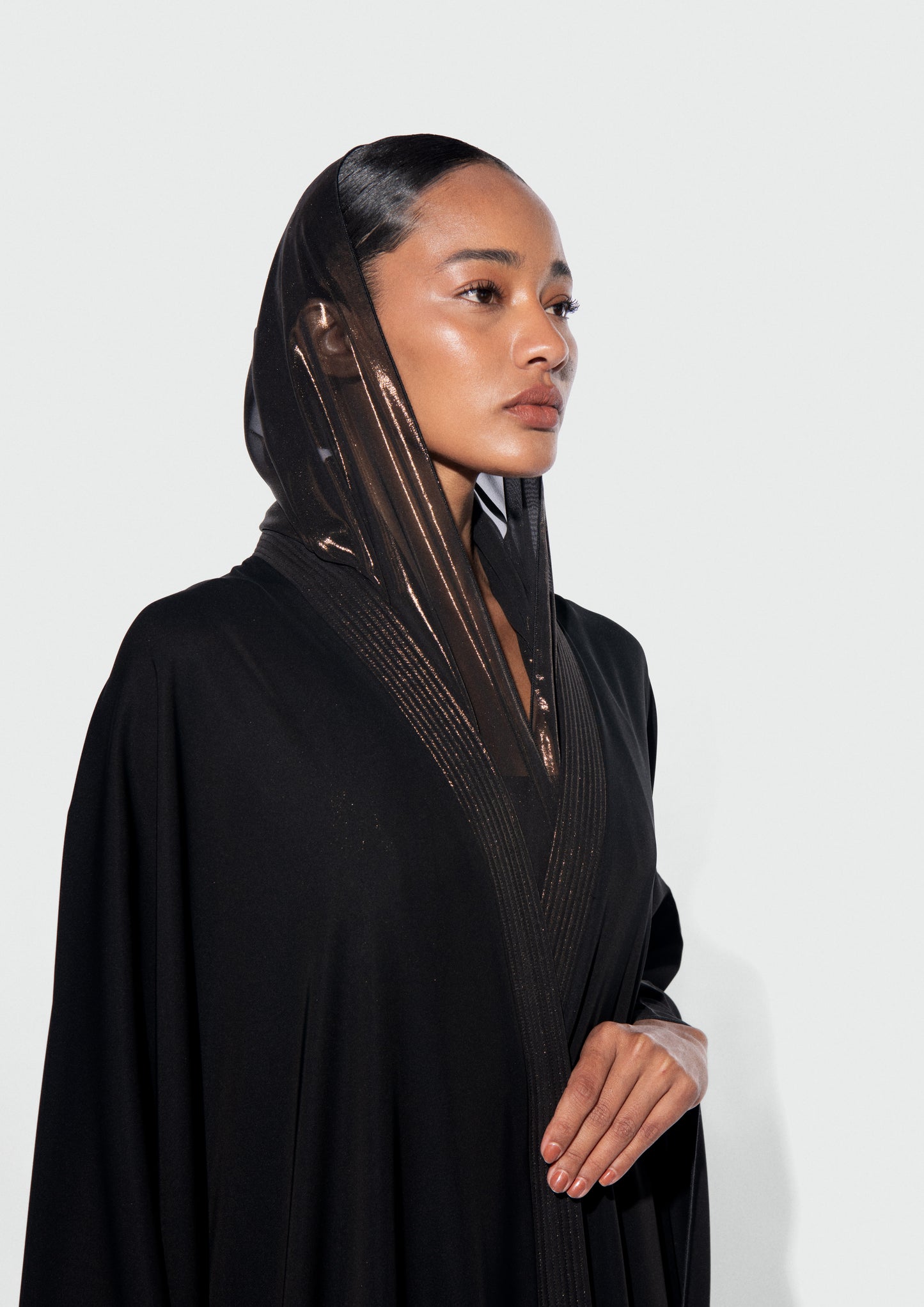 HARLIENZ SHIMMER BAND ABAYA