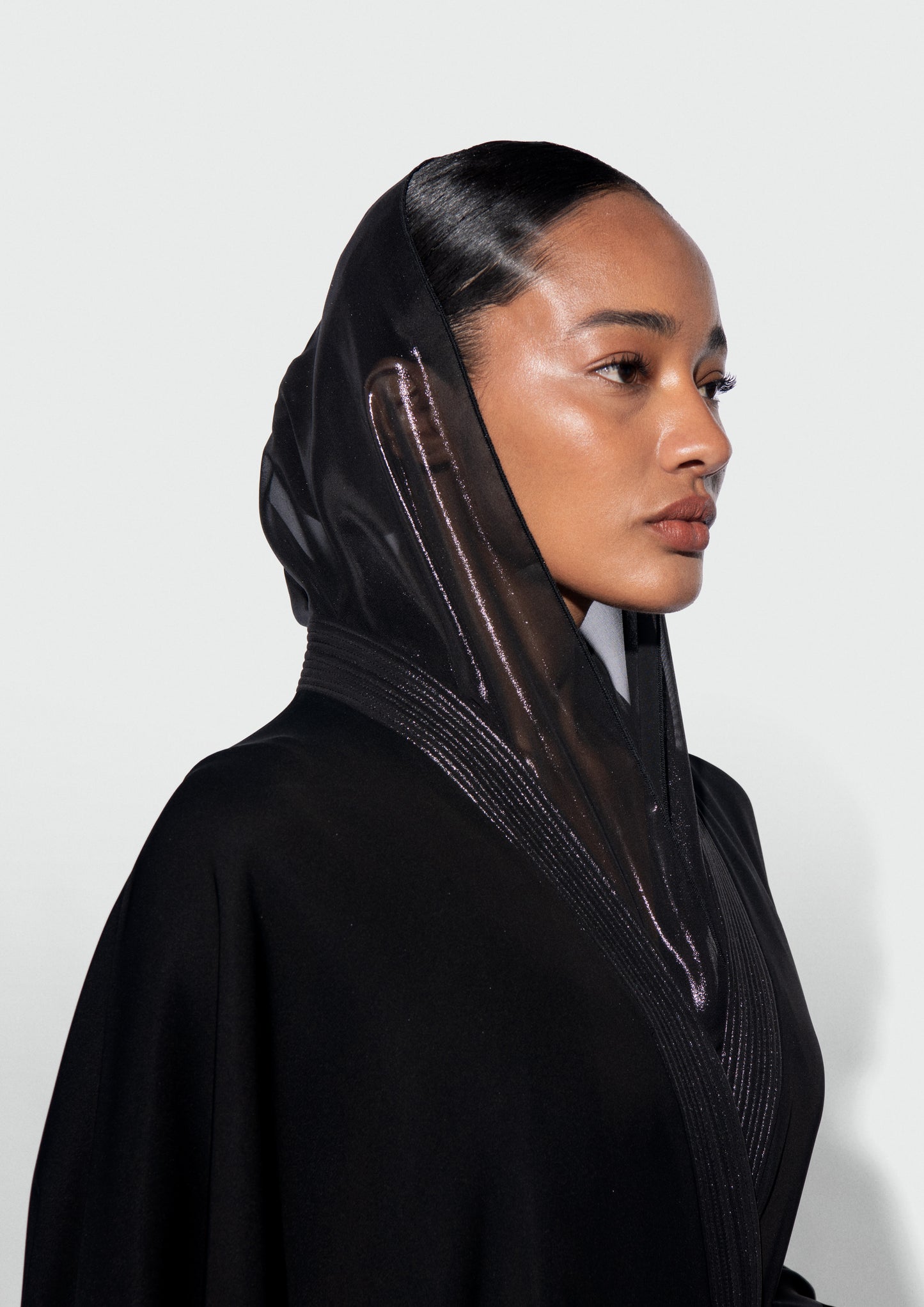 HARLIENZ SHIMMER BAND ABAYA