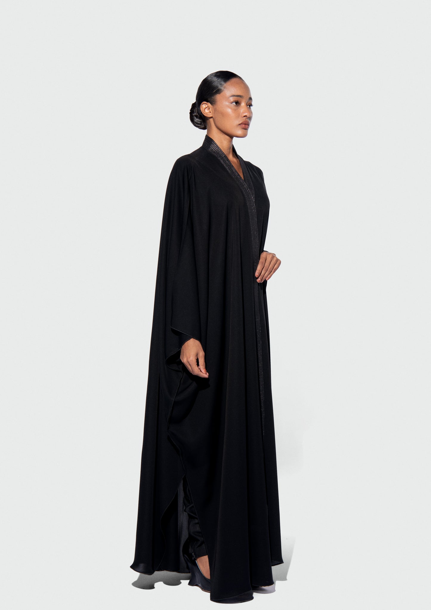 HARLIENZ SHIMMER BAND ABAYA