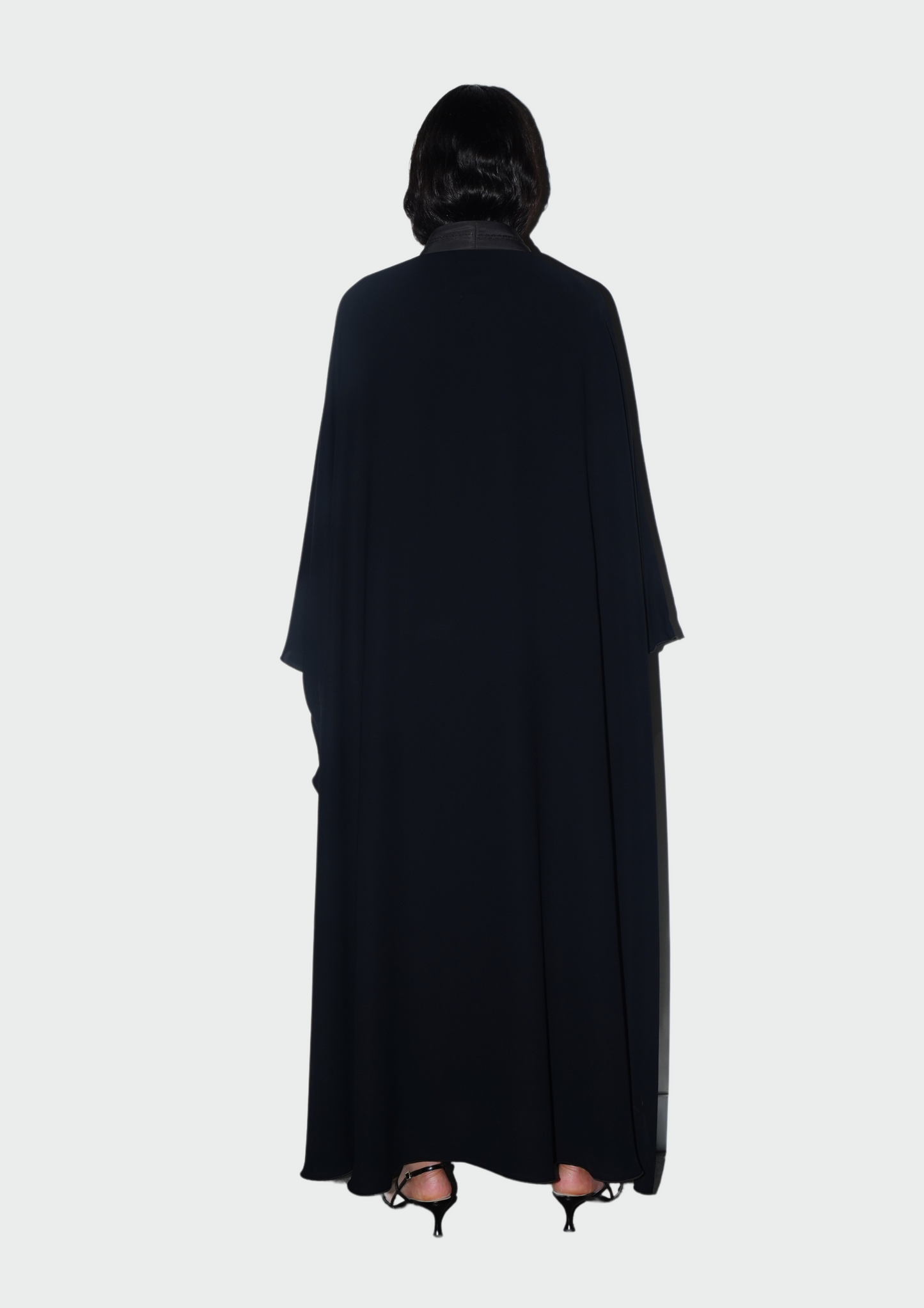 SS'22 EDIT SIGNATURE ABAYA