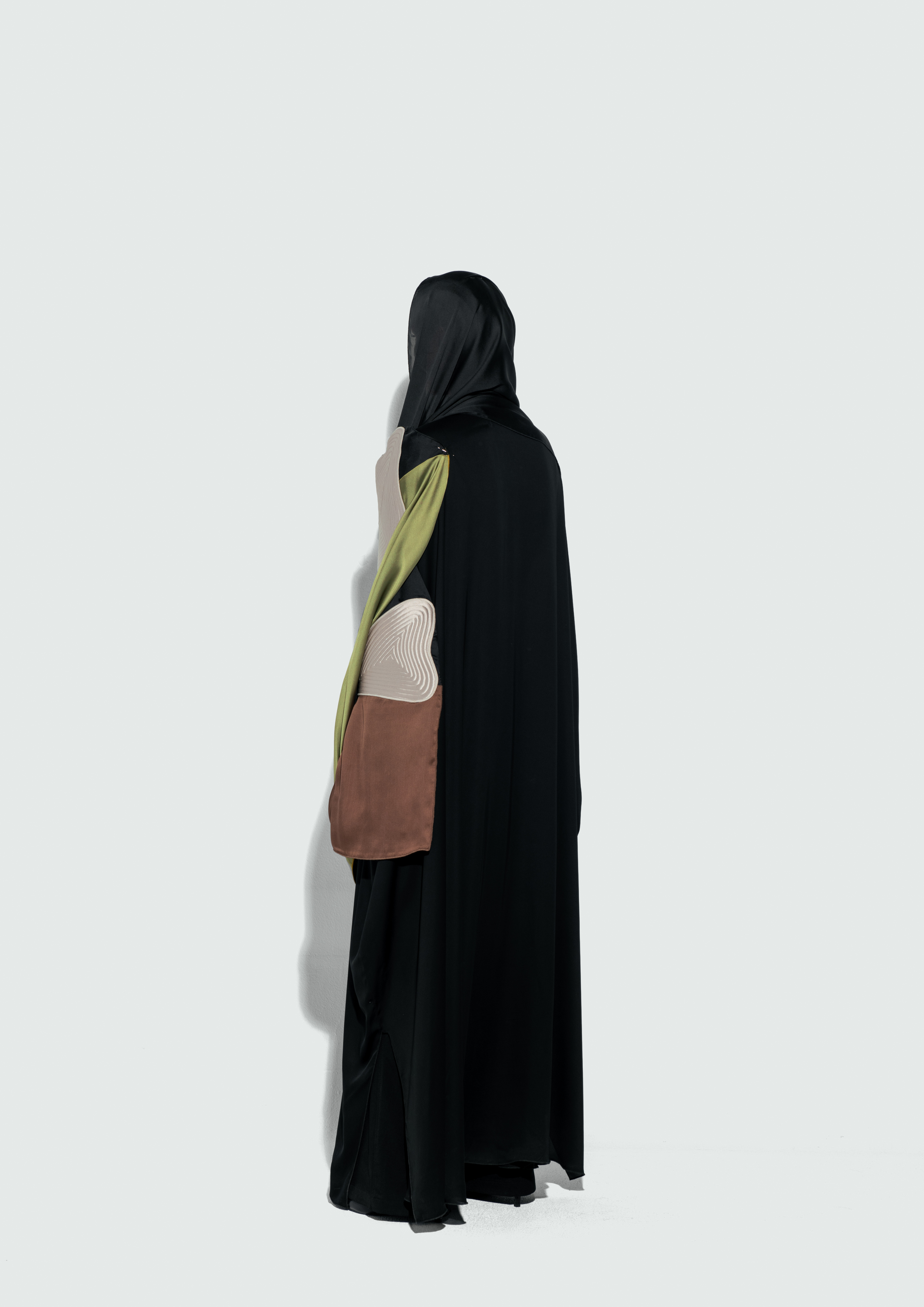 وشاح هارلينز المبطن