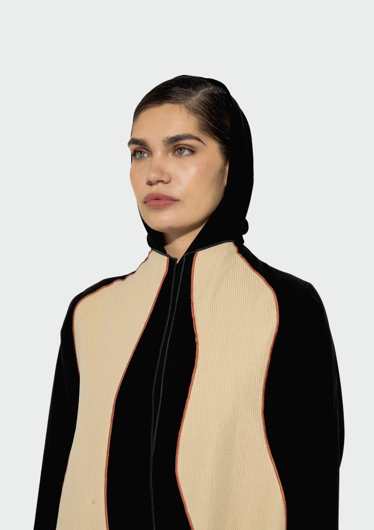 VISIONAIRE'S ABAYA