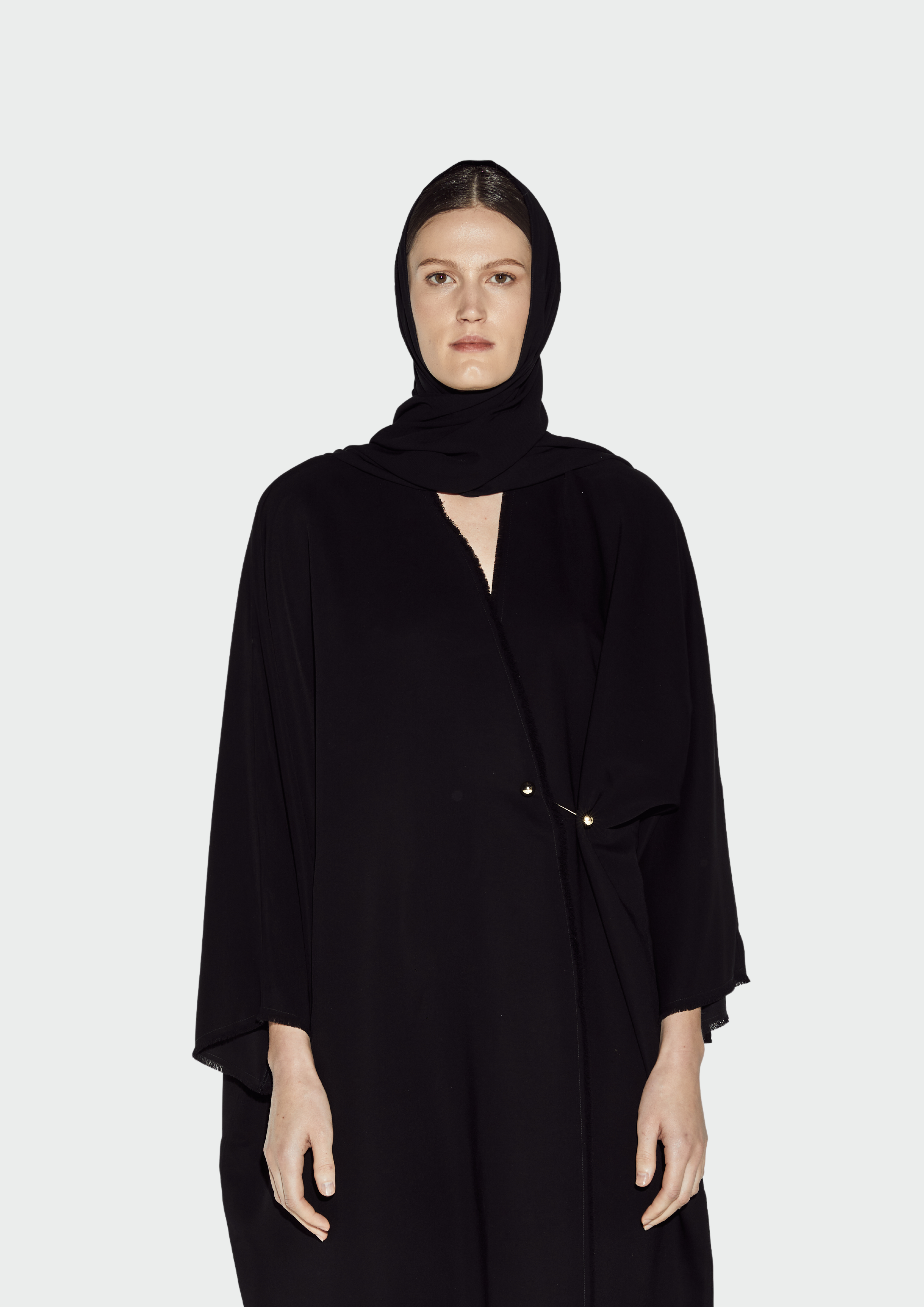 THE FRINGED PIN ABAYA
