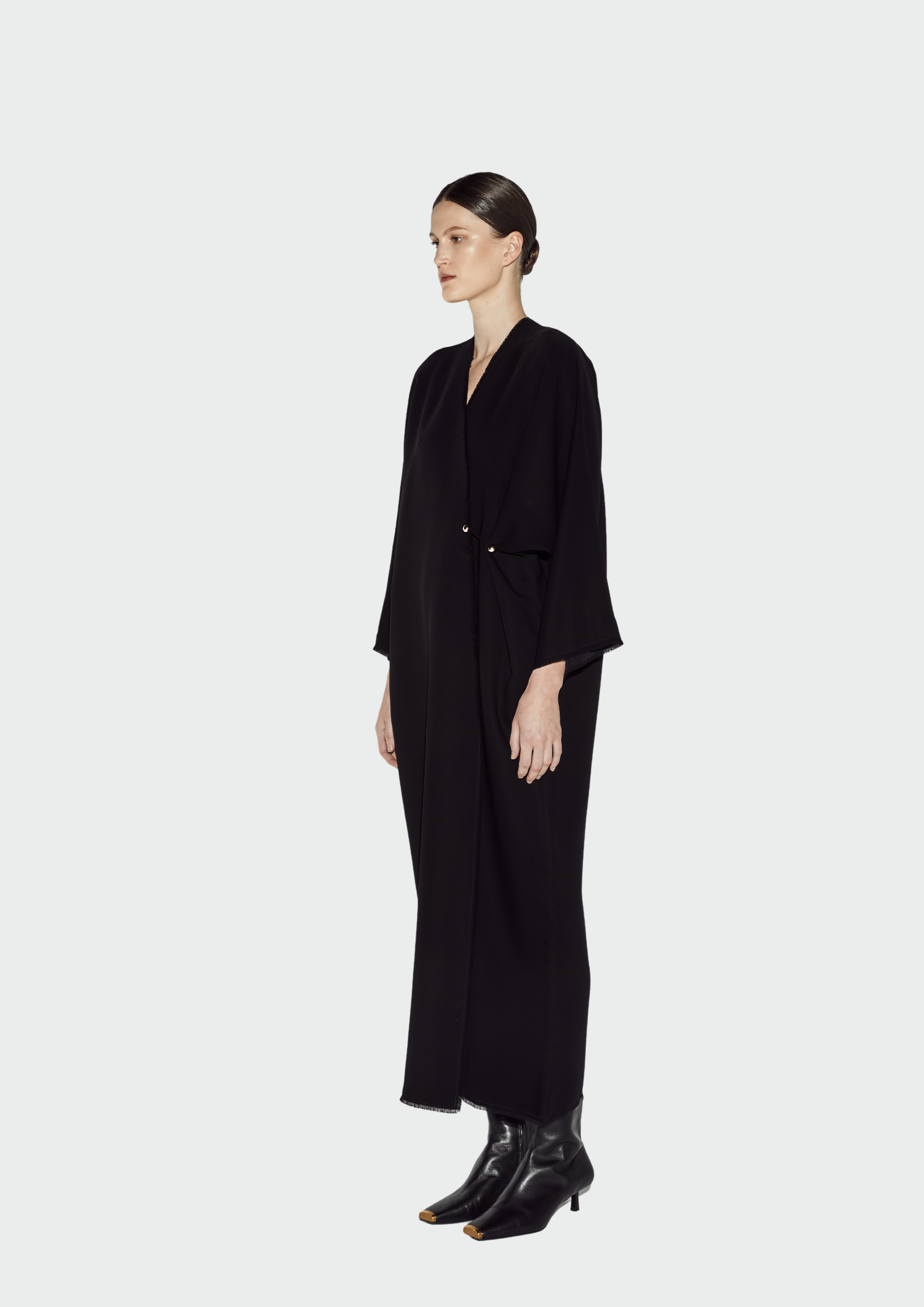 THE FRINGED PIN ABAYA