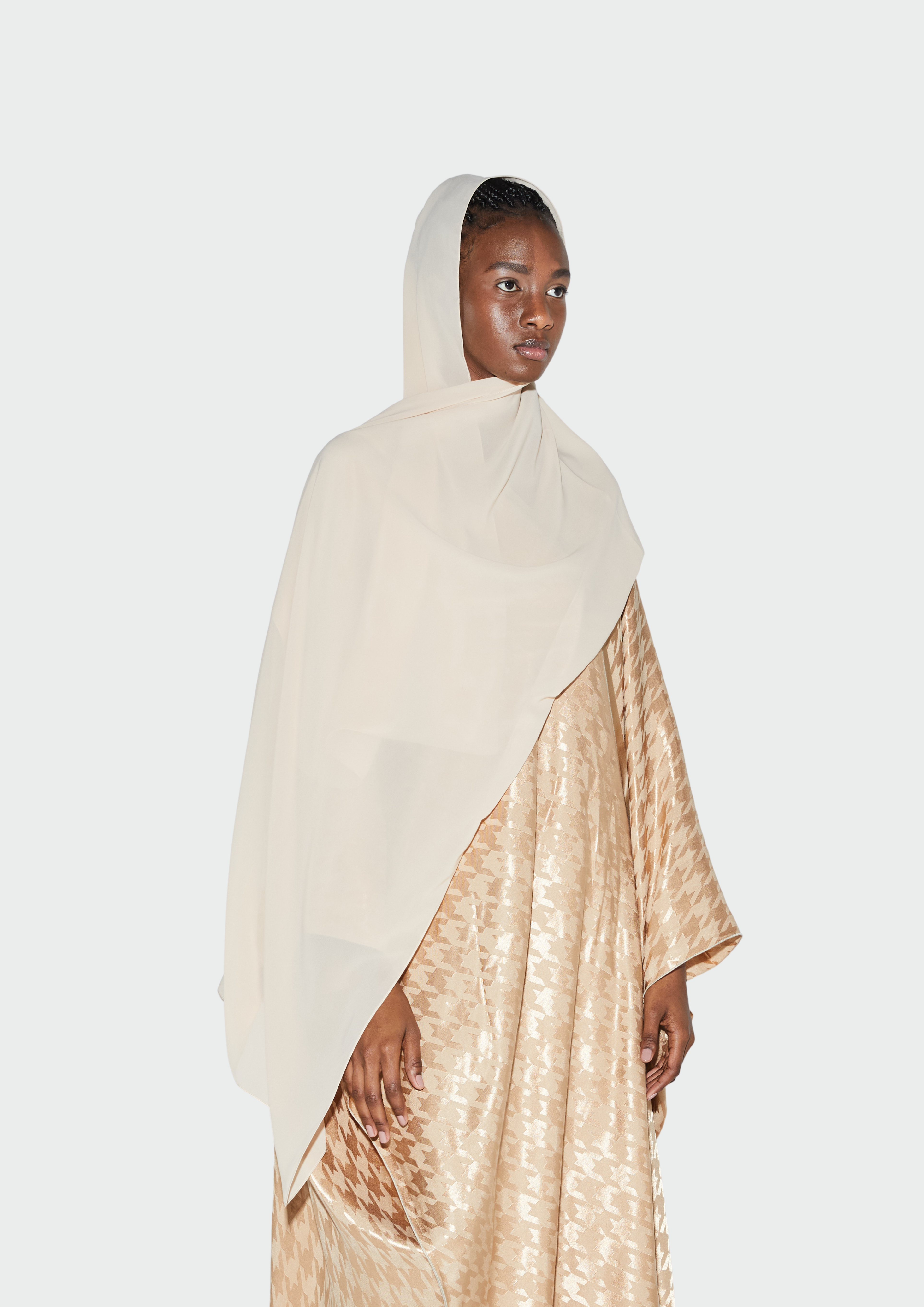 THE HOUNDSTOOTH ABAYA