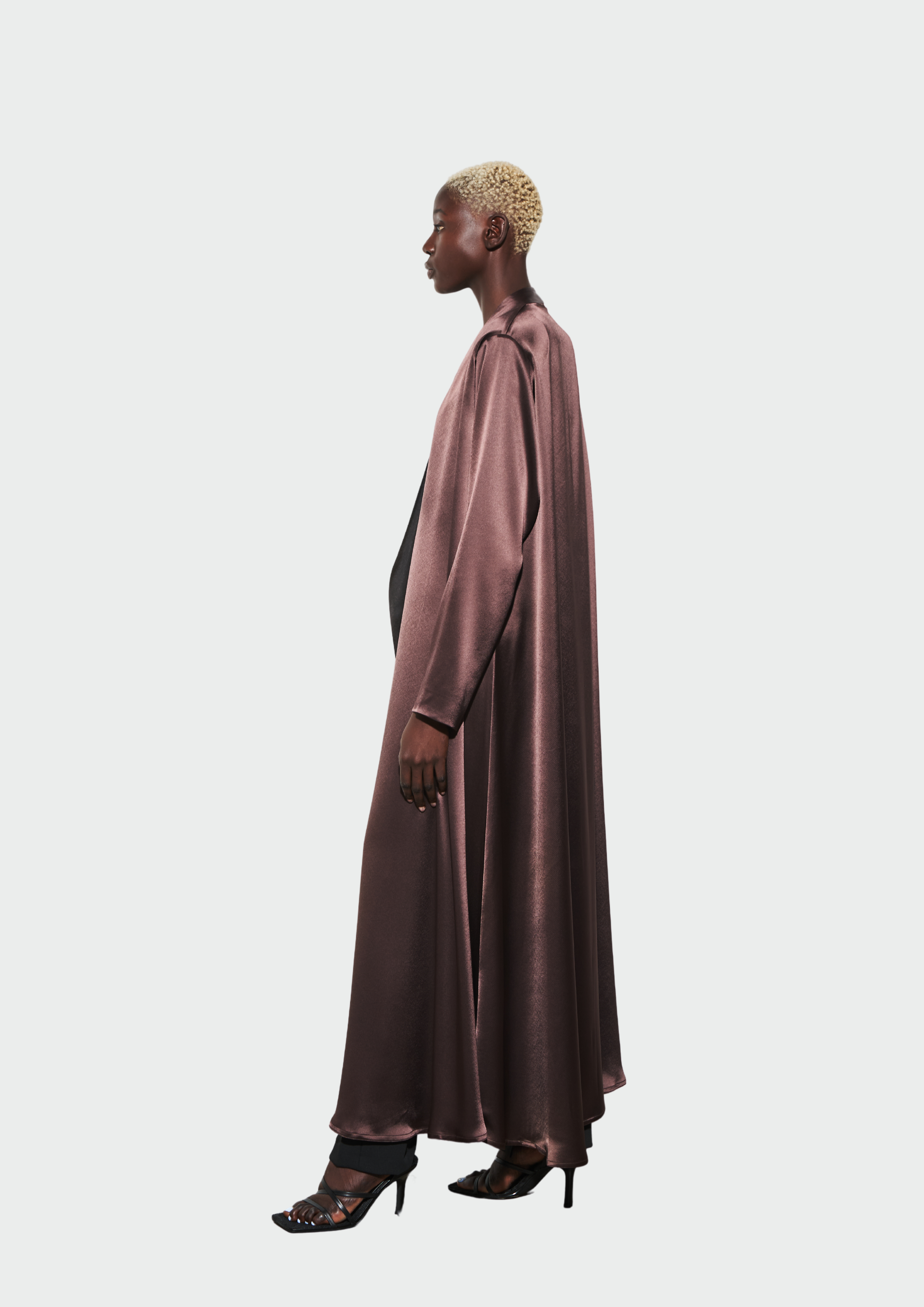 العباءة المتموجة