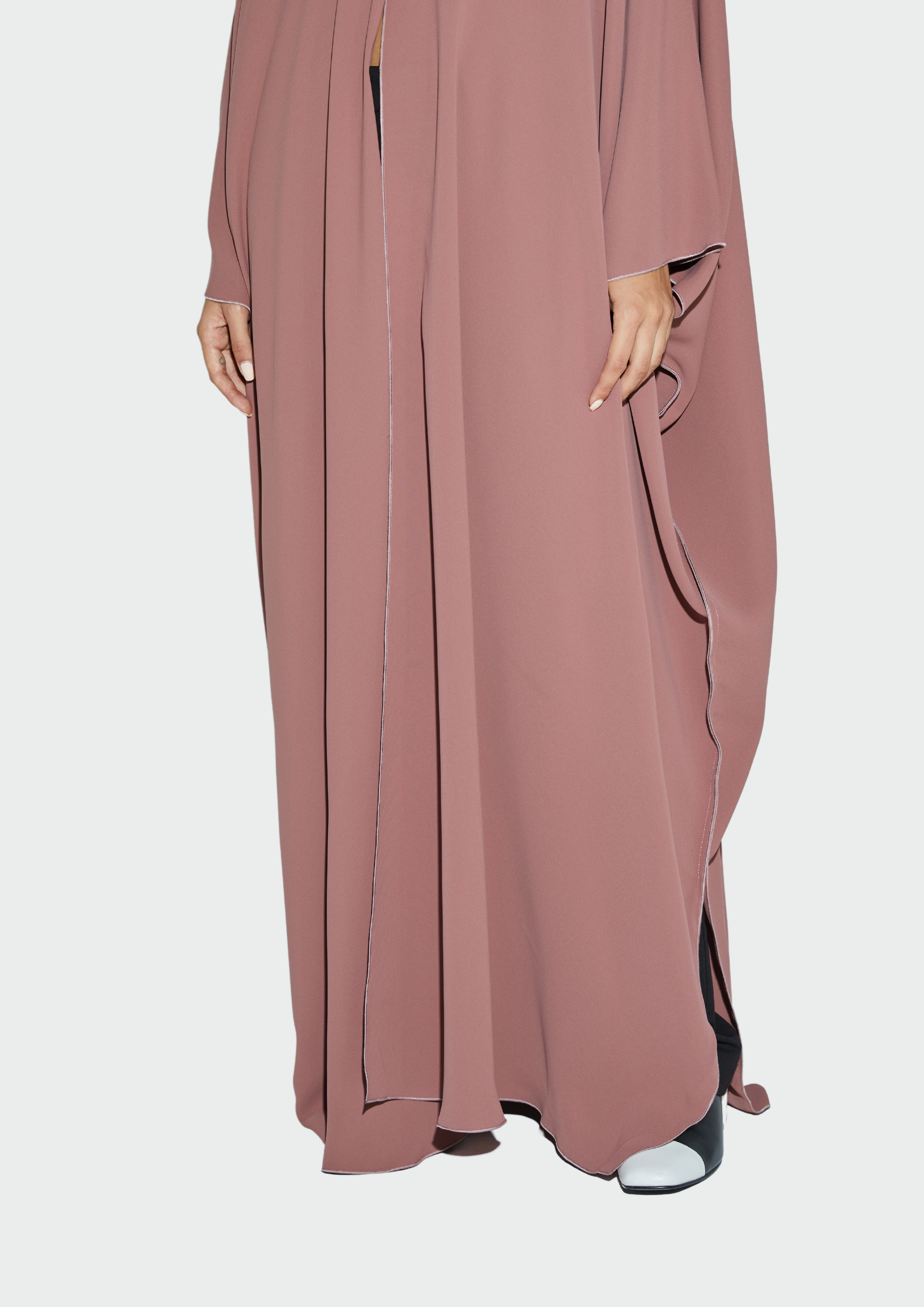 عباية هارلينز بأزرار