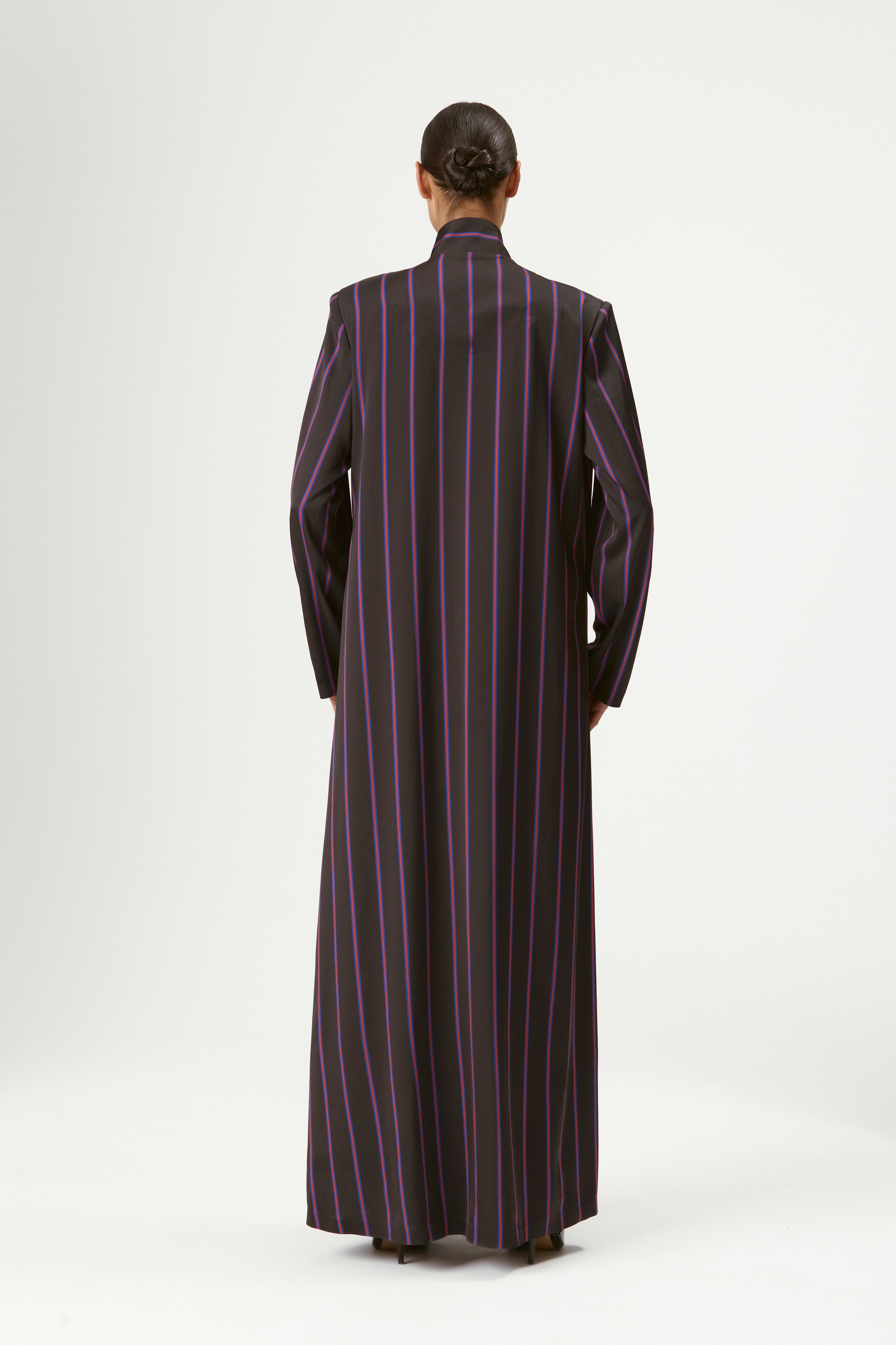 STRIPED CONFIDANTE