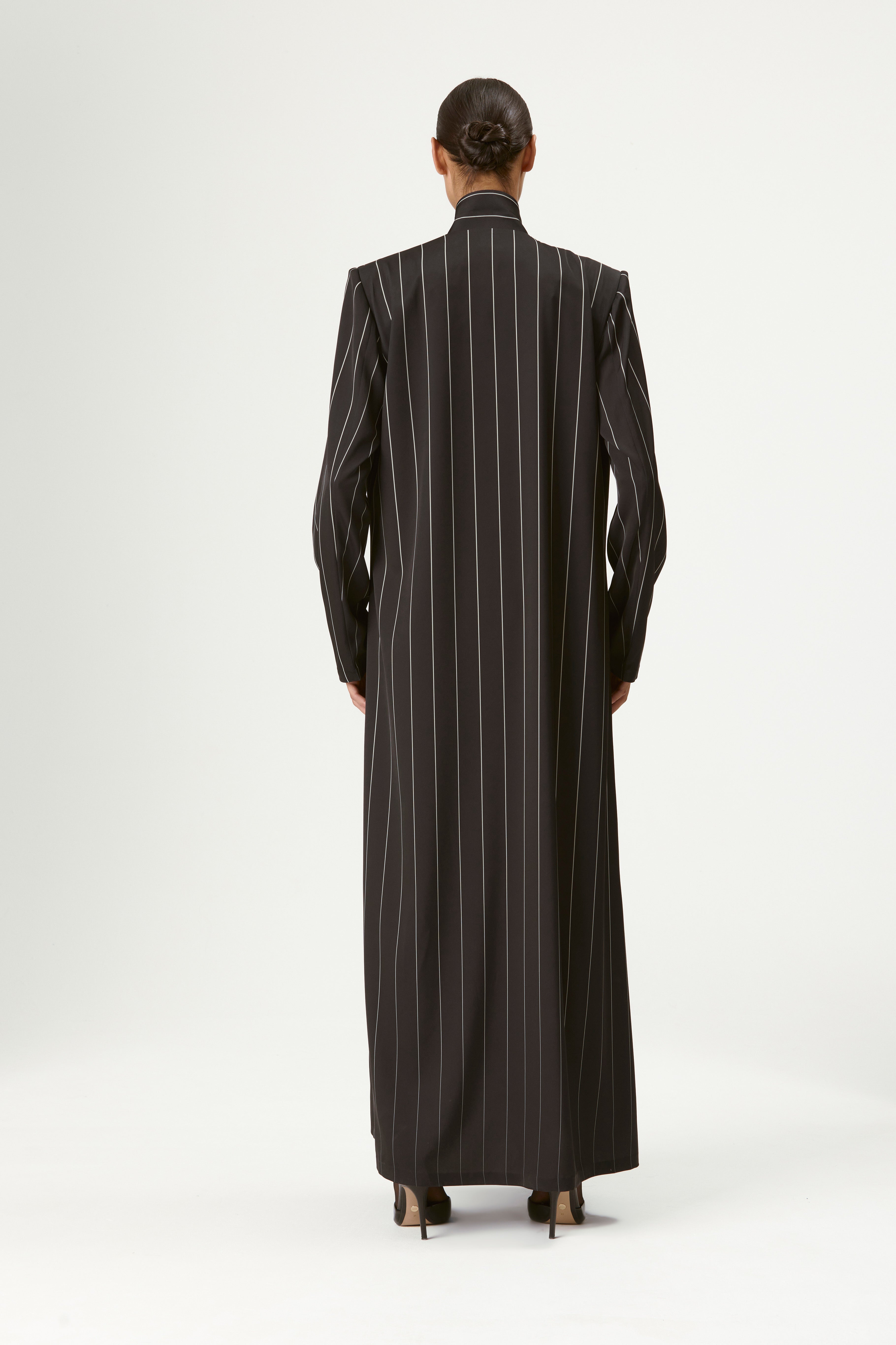 STRIPED CONFIDANTE