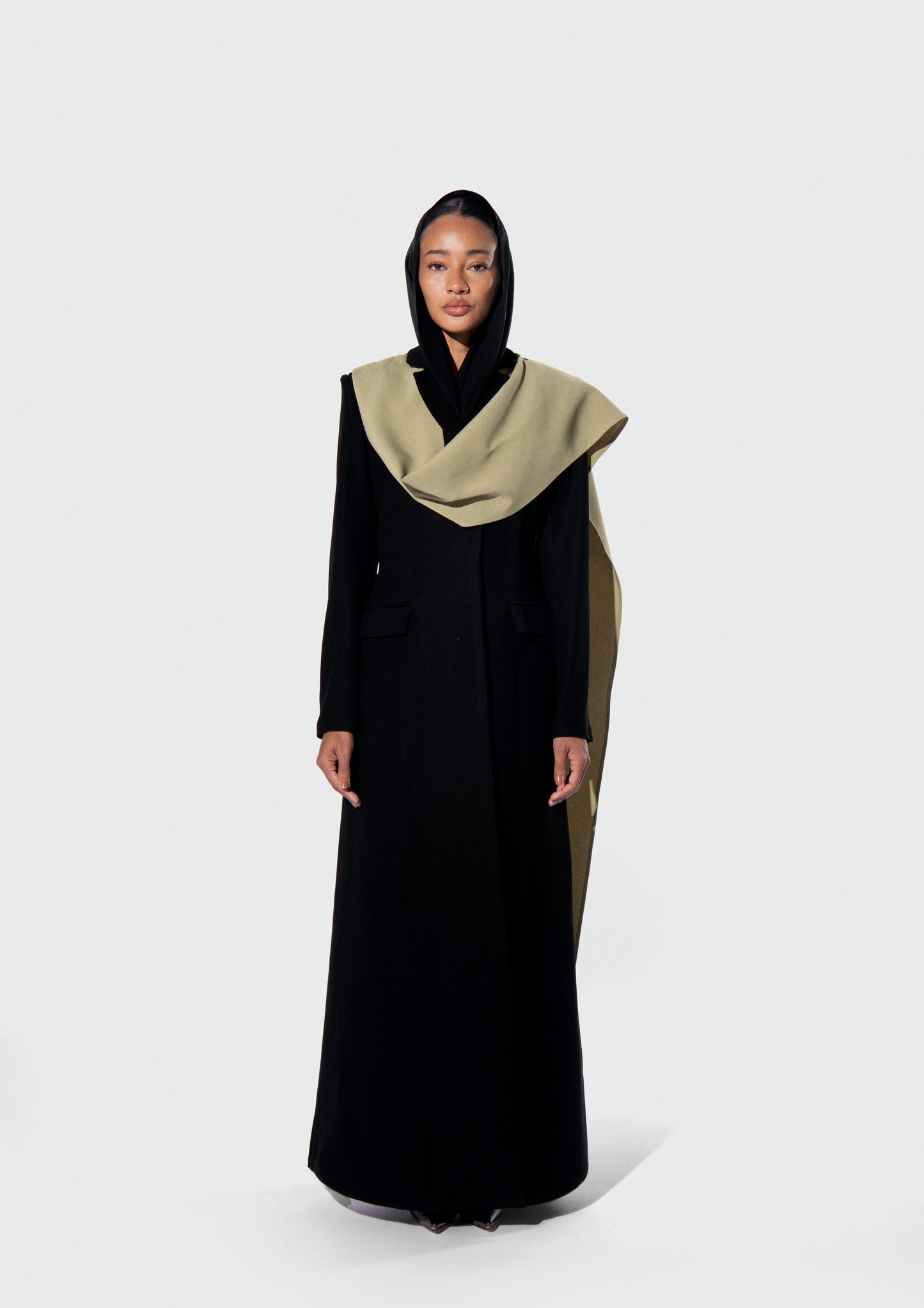 THE HARLIENZ ICONIC ABAYA