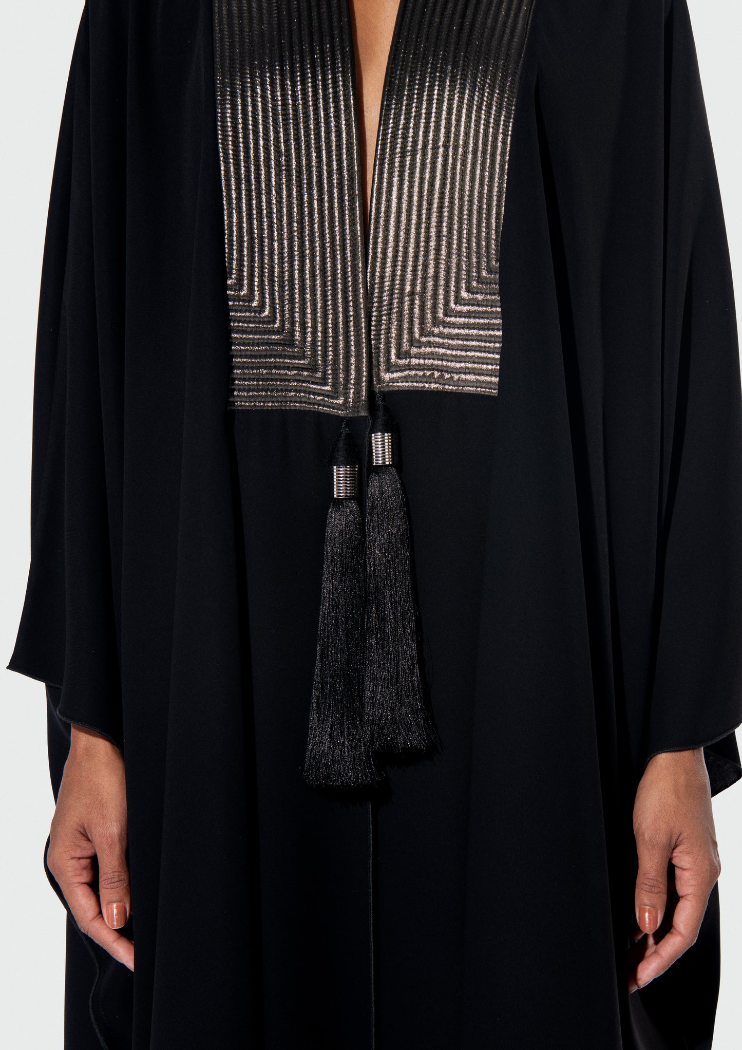 HARLIENZ QUILTED COLLAR ABAYA