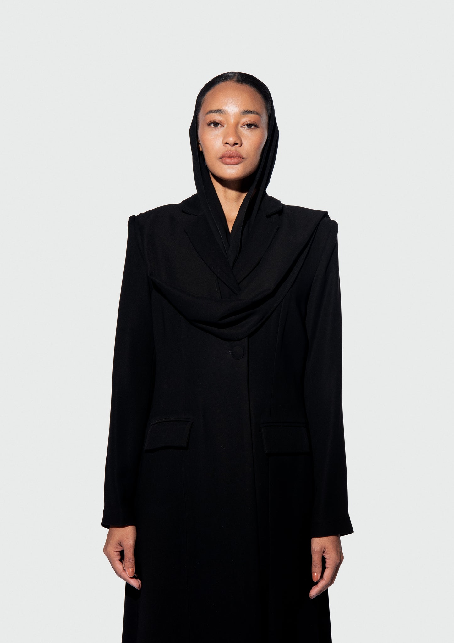 THE HARLIENZ ICONIC ABAYA