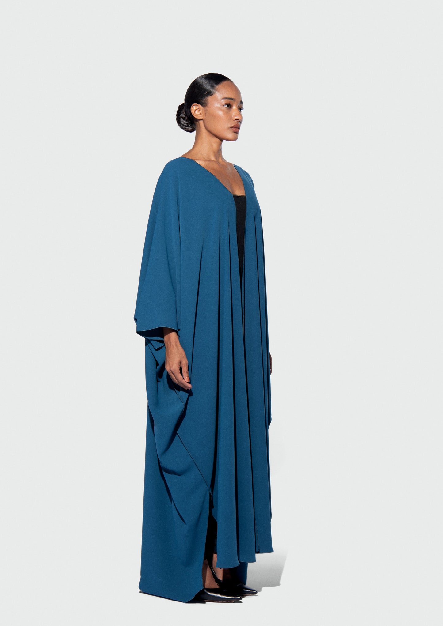 HARLIENZ PLATED ABAYA