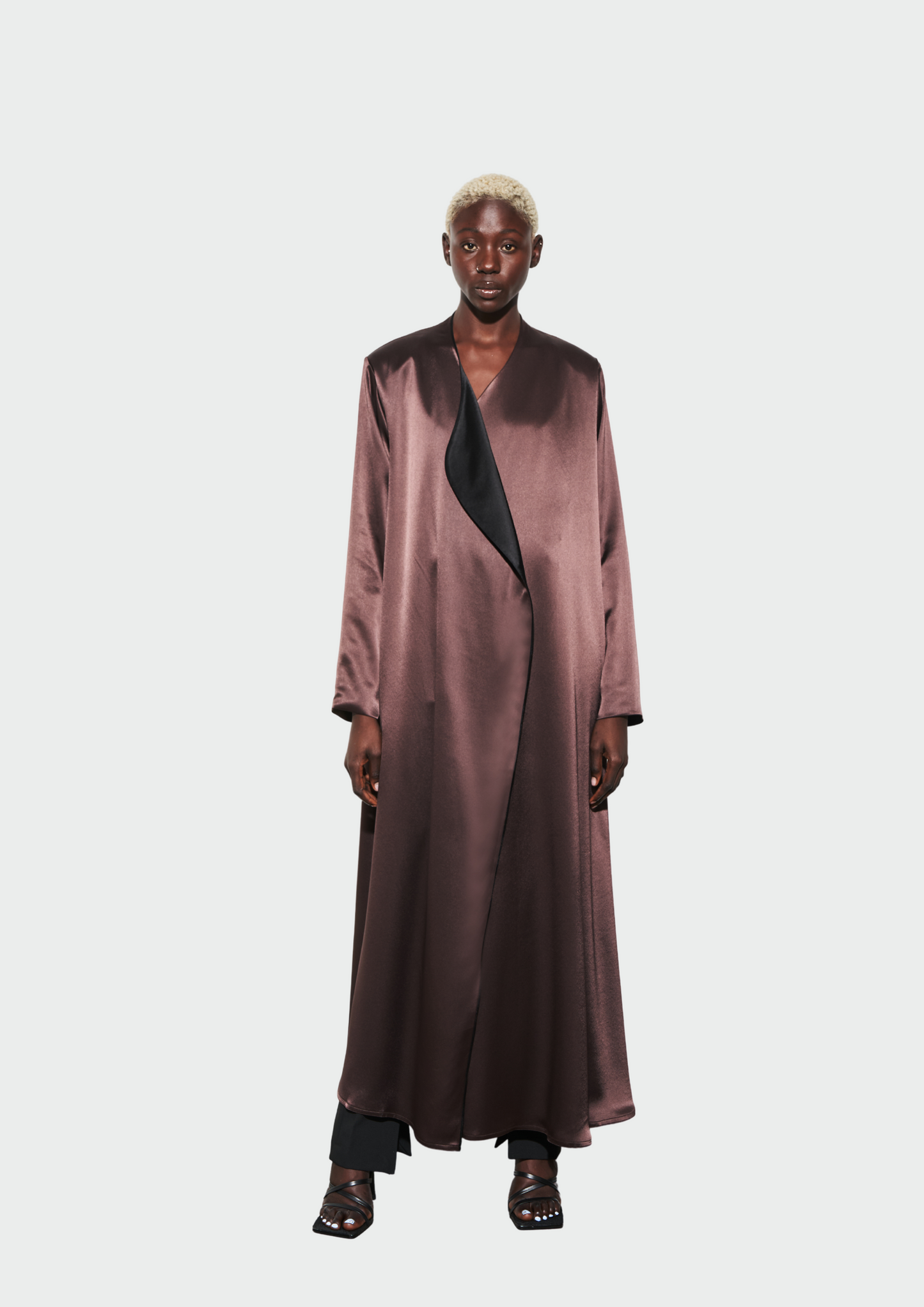 THE WAVY ABAYA