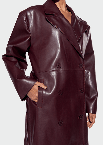 HARLIENZ RAVEN LEATHER COAT